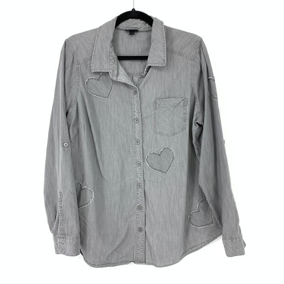 Torrid Women's Size 1X Button Up Heart Patches Shirt Long Sleeve Gray Chambray - Picture 1 of 6